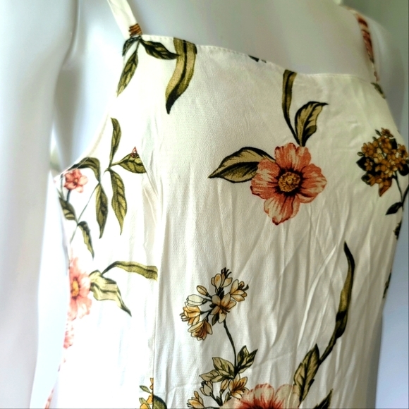 BRAND NEW! MNG Causal Sleeveless Floral Dress with Matching Scrunchies Size 6 - Picture 2 of 15